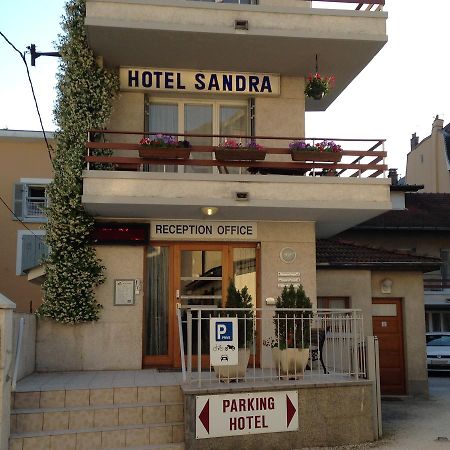 ויזיל Hotel Sandra מראה חיצוני תמונה